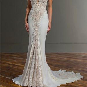 Martina Liana Wedding Dress (NEVER BEEN WORN!!)